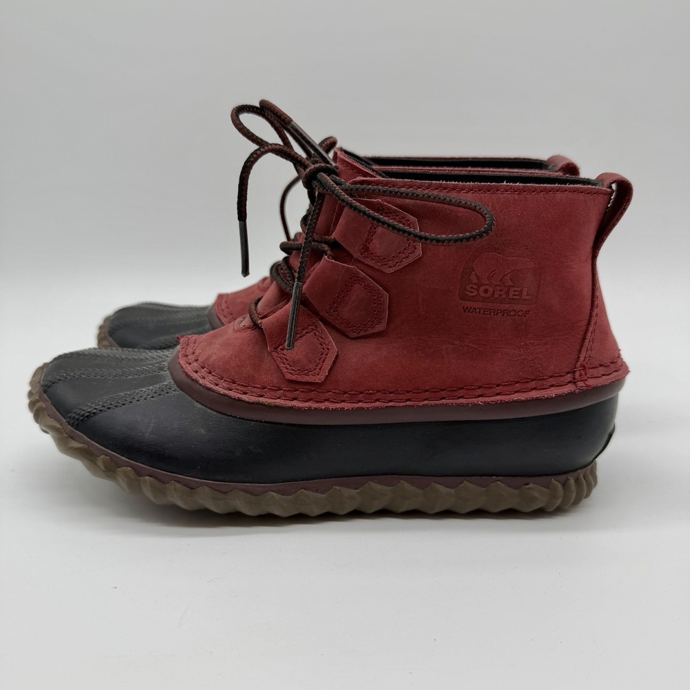 Sorel Boots Women's Sz 6 Red Nubuck Leather Waterproof Ankle Out N About